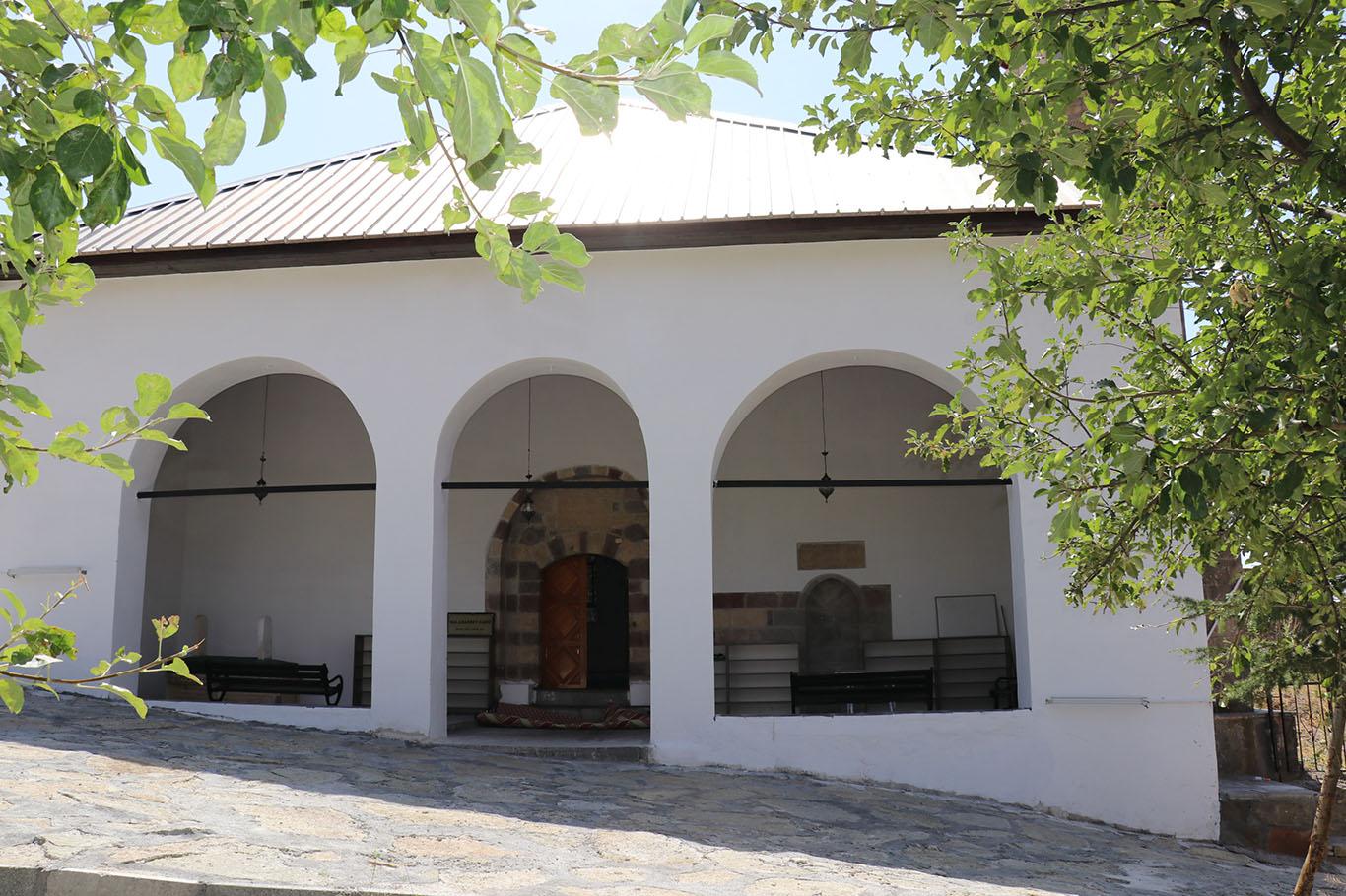 Restorasyonu biten Balaban Bey Cami ibadete açıldı